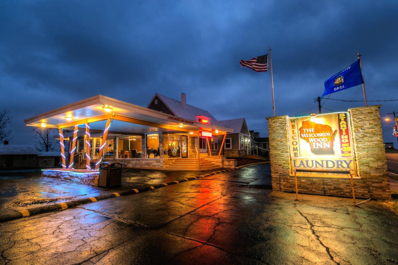 The Wisconsin Wood Inn Dickeyville Buitenkant foto