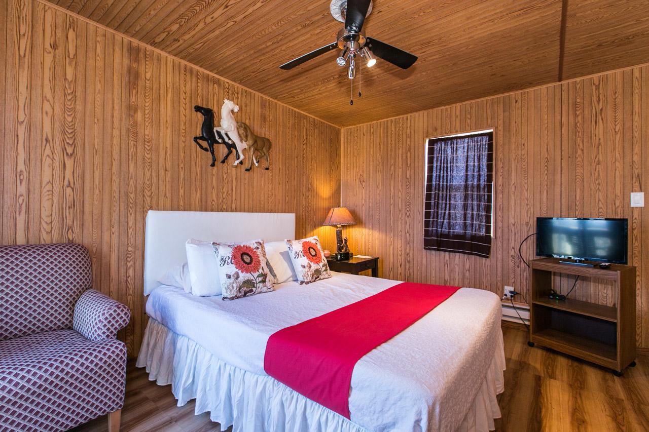 The Wisconsin Wood Inn Dickeyville Buitenkant foto